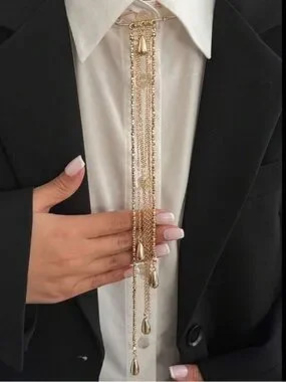 Gold Chain Tassel Brooch Pin